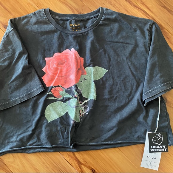 RVCA Cropped Tee - Picture 1 of 2